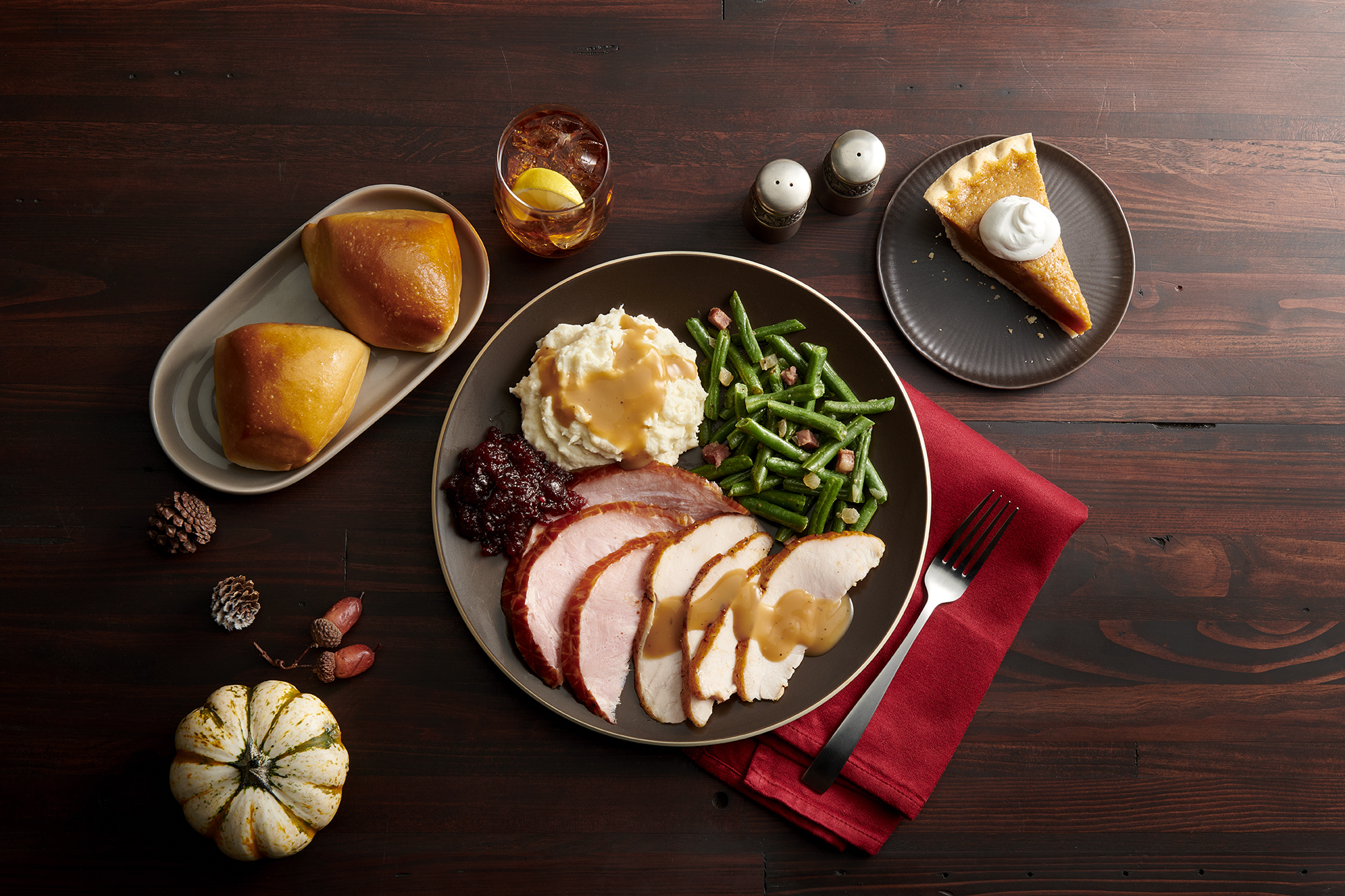 What Time Golden Corral Open for Breakfast: Unveil Hours!