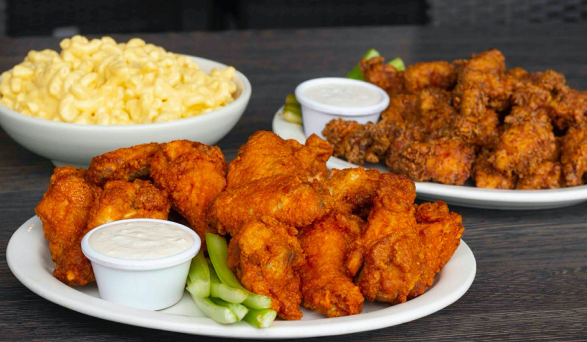 Platter Of Food At Metro Diner