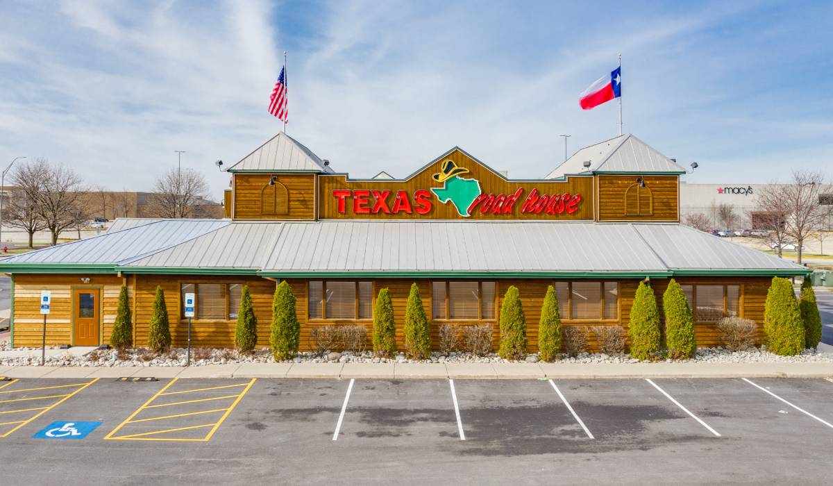 Texas Roadhouse Exterior Of Building