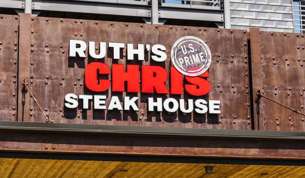 Ruth's Chris Steak House Sign