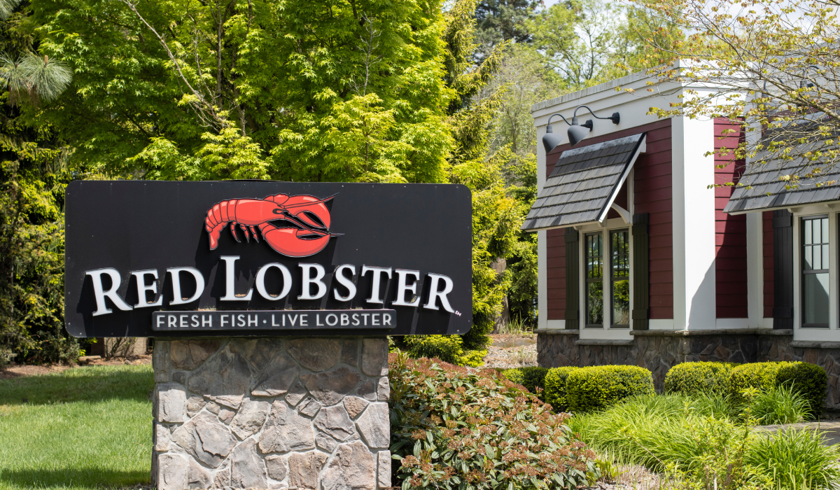 Red Lobster signage.