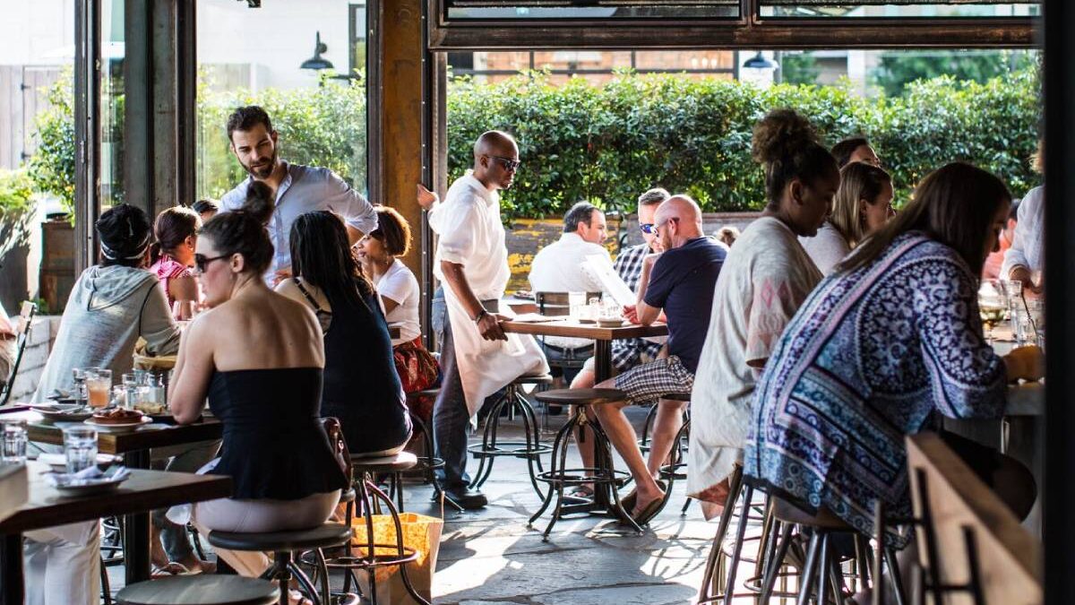How Barcelona Wine Bar is Bringing Back Old-School Hospitality - FSR ...