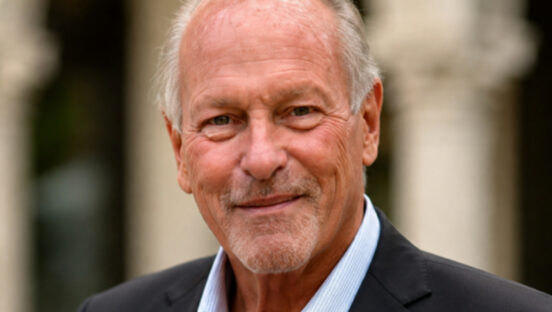 Eric Holm headshot.